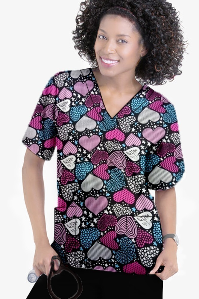 Magical Hearts Print Scrub Set 4 Pockets Ladies Half Sleeves (2 Pockets Top and 2 Pockets Pant)